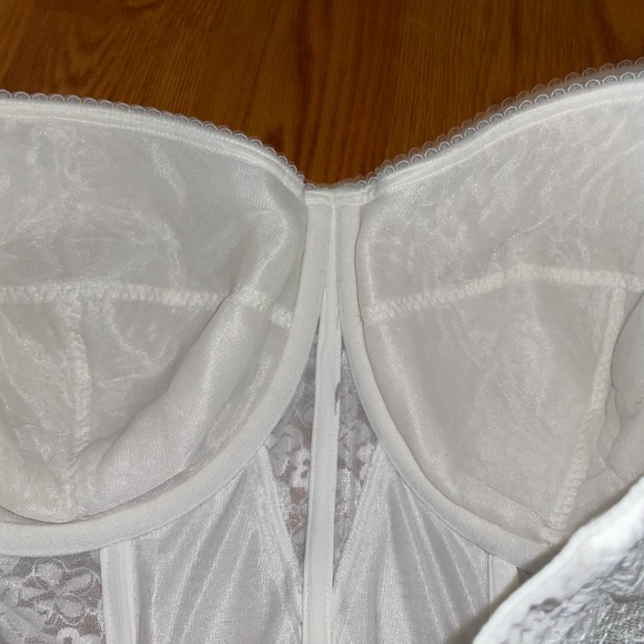 Dominique 42DD strapless White Satin lace Torsolette 8949 Corset longline bra - Picture 7 of 10